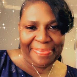 Meet your Posher, Sharon